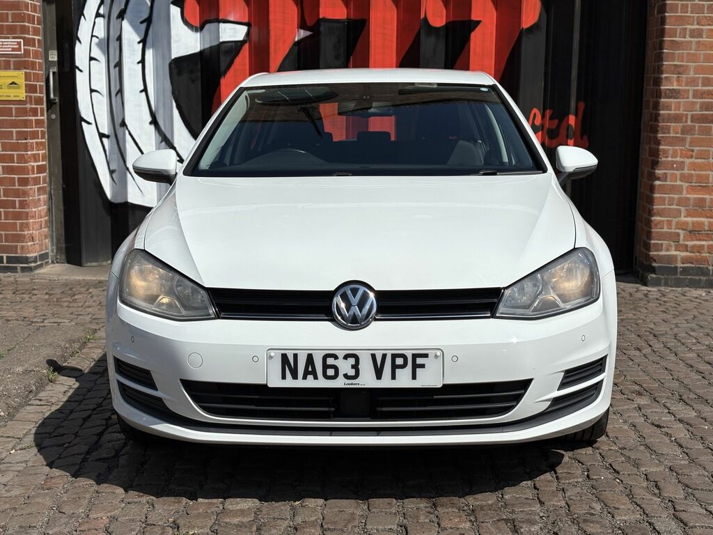 Volkswagen Golf 2013 1.4 Tsi Bluemotion Tech Se Hatchback Petr White #3