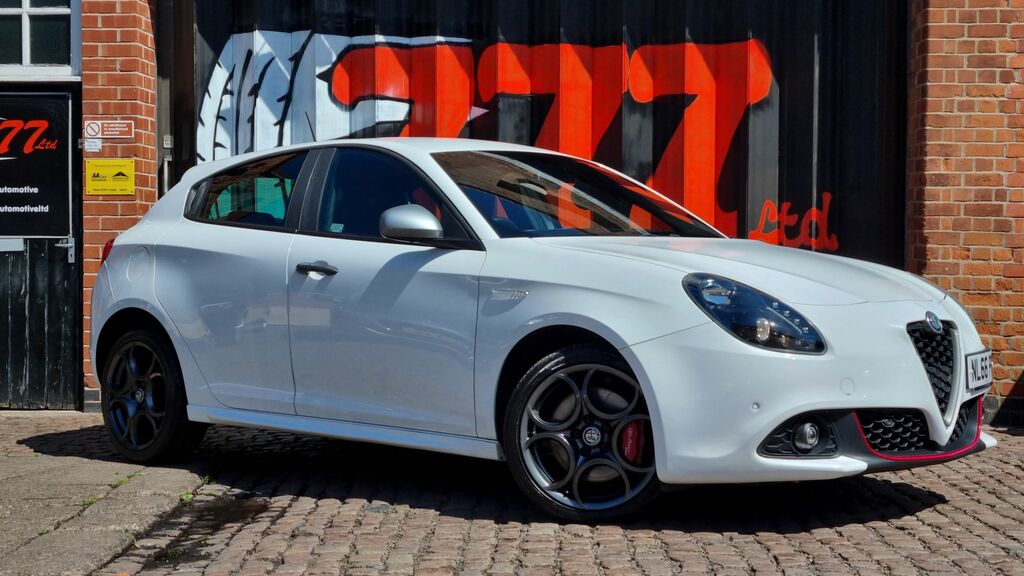 Alfa Romeo Giulietta 2016 1.4 Tb Multiair Speciale Hatchback White