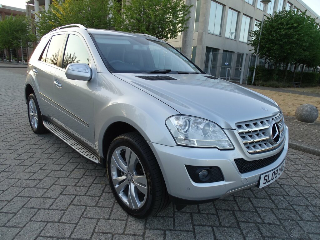 Mercedes-Benz M Class 3.0 Ml320 Cdi V6 Sport Suv Tiptronic 4W Silver #3