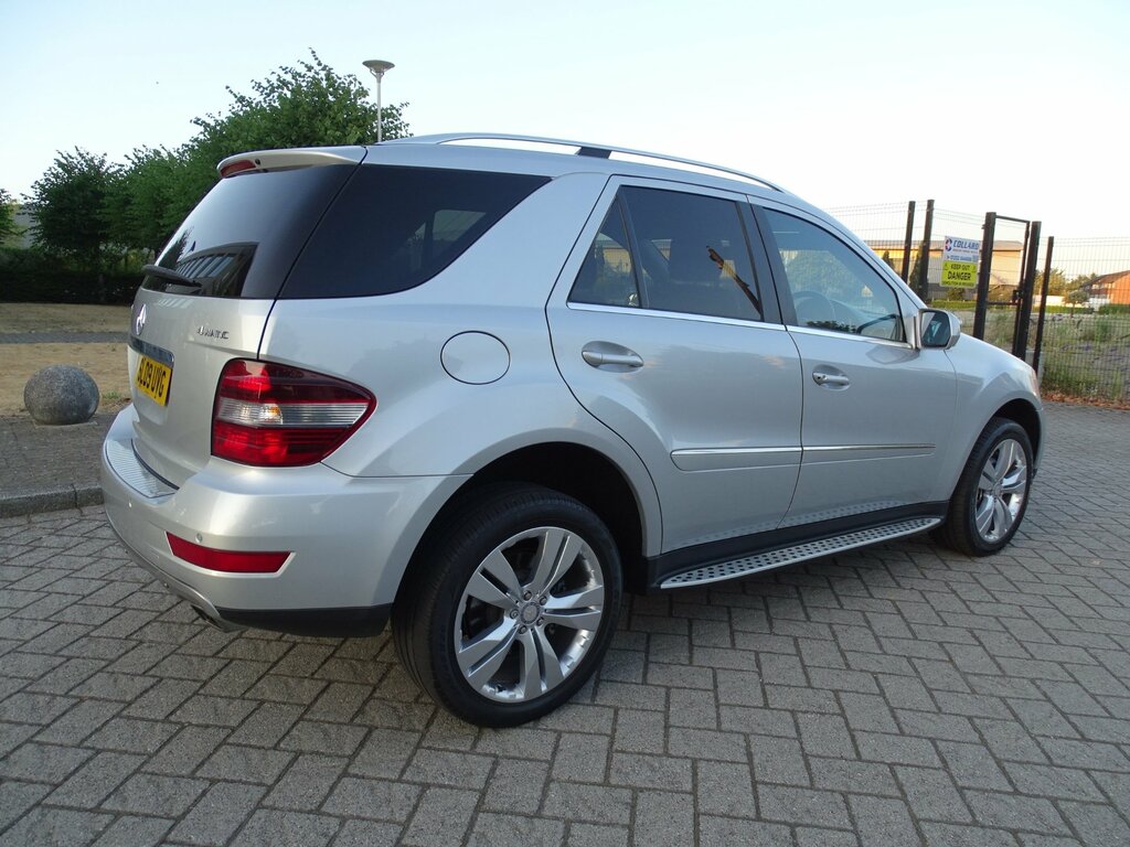 Mercedes-Benz M Class 3.0 Ml320 Cdi V6 Sport Suv Tiptronic 4W Silver #6