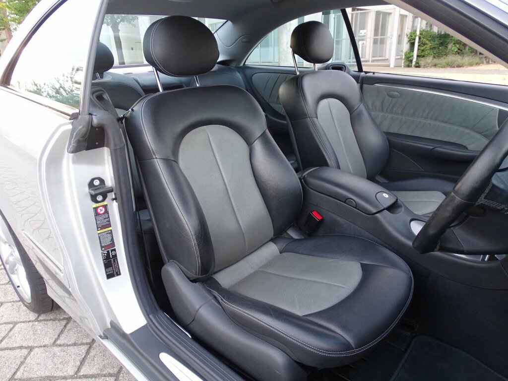Mercedes-Benz CLK 240 Elegance Silver #31