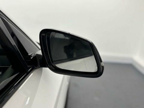 BMW 1 Series 2.0 120I M White #3