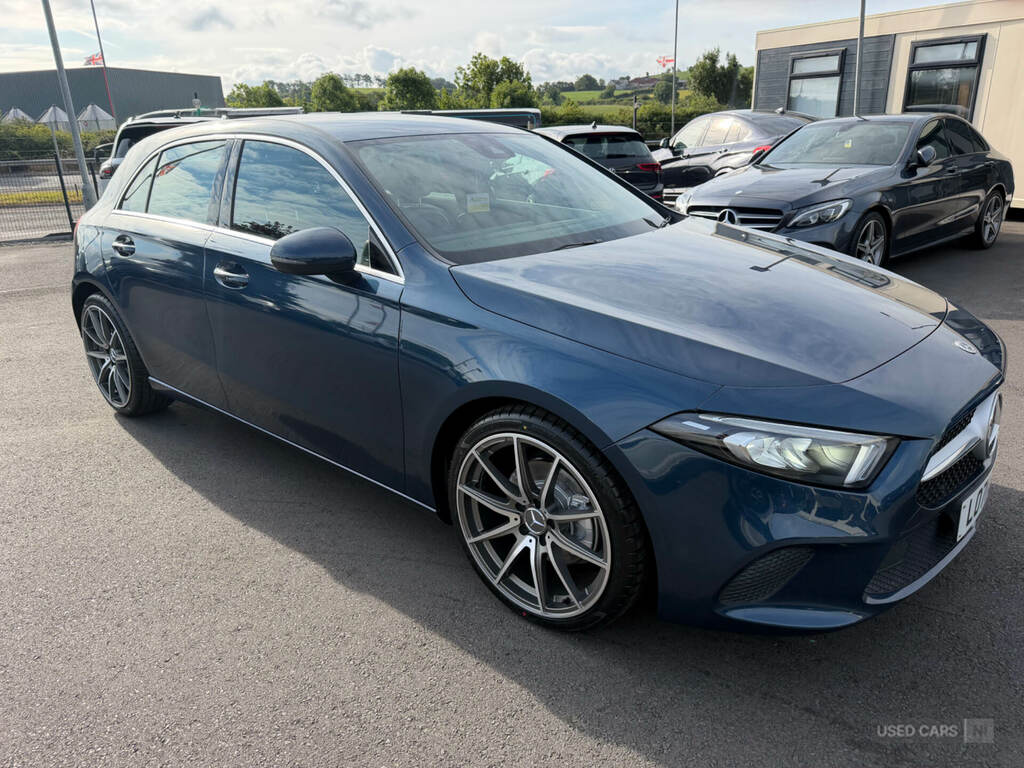 Mercedes-Benz A Class A180d 2.0 Sport Blue