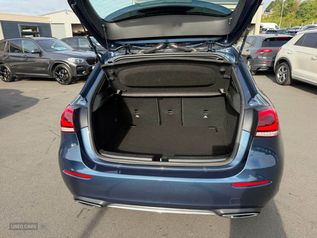 Mercedes-Benz A Class A180d 2.0 Sport Blue #4