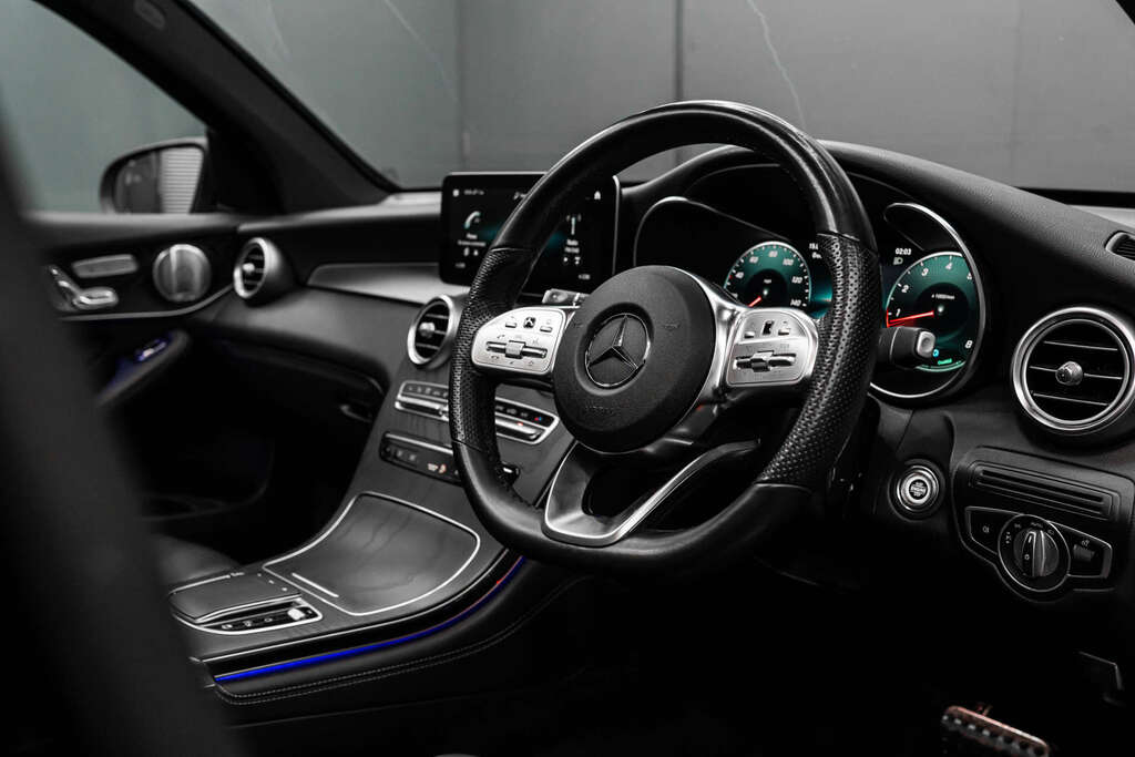 Mercedes-Benz GLC Class Amg Line Premium De 4Matic 4Wd #2
