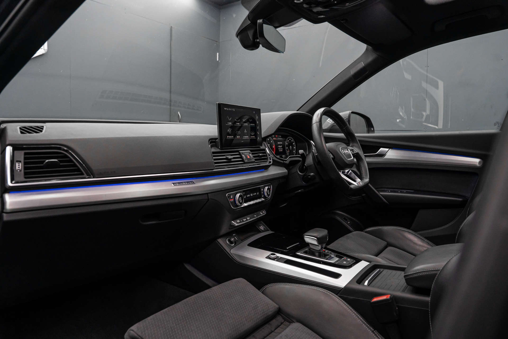 Audi Q5 S Line 40 Tdi Mhev Quattro 4Wd #2