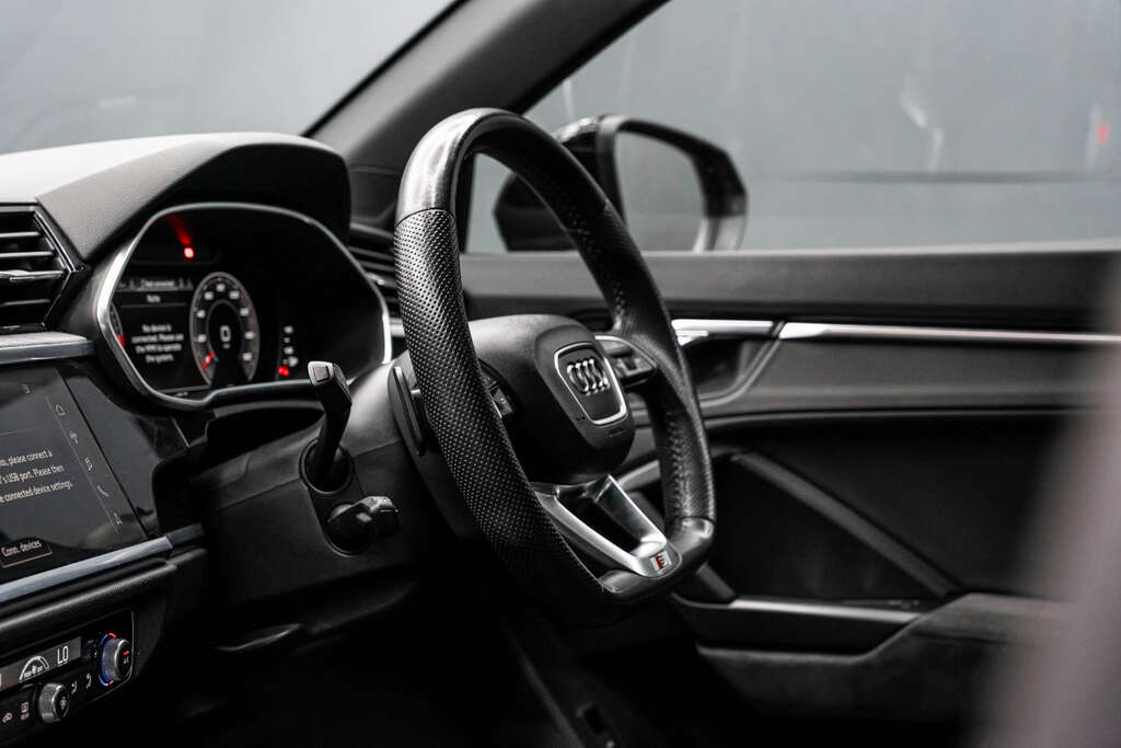 Audi Q3 Vorsprung 35 Tfsi #2