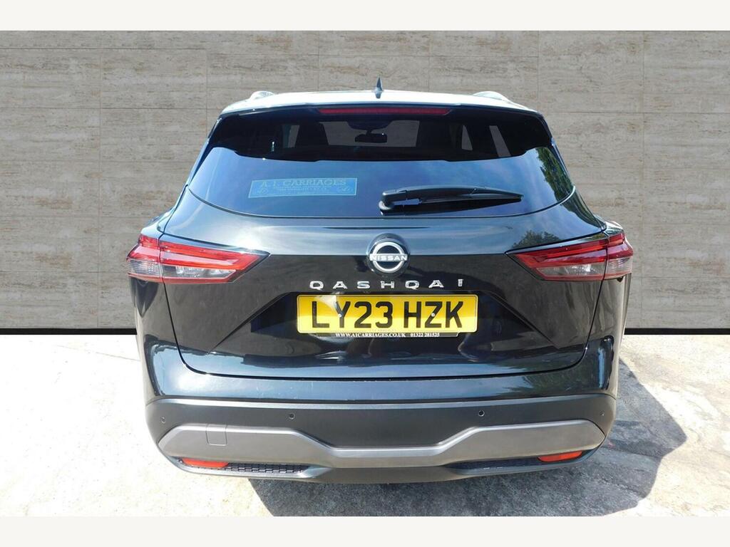 Nissan Qashqai 1.3 Dig-t Mhev N-connecta Euro 6... LY23HZK Black #6