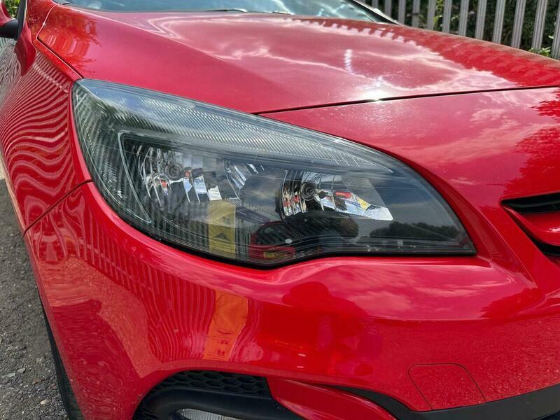 Vauxhall Astra 1.4T 16V Limited Edition Red #3