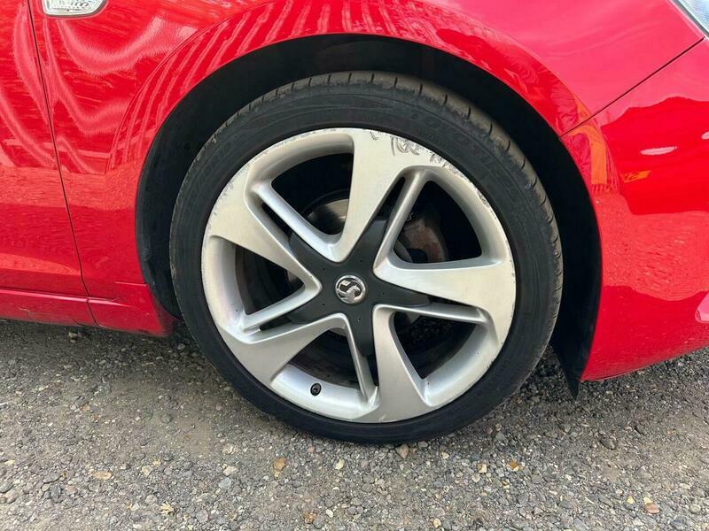 Vauxhall Astra 1.4T 16V Limited Edition Red #2