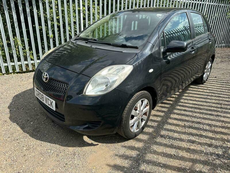Toyota Yaris 1.3 Vvt-i Tr Black #3