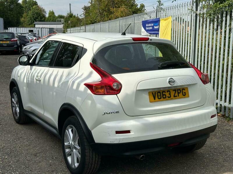 Nissan Juke 1.6 Acenta Euro 5 White #4