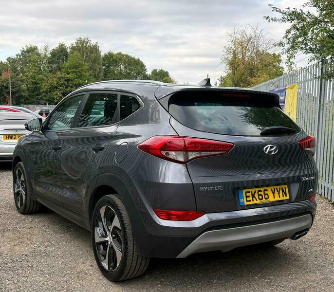 Hyundai Tucson 2.0 Crdi Premium EK66YYN Grey #4