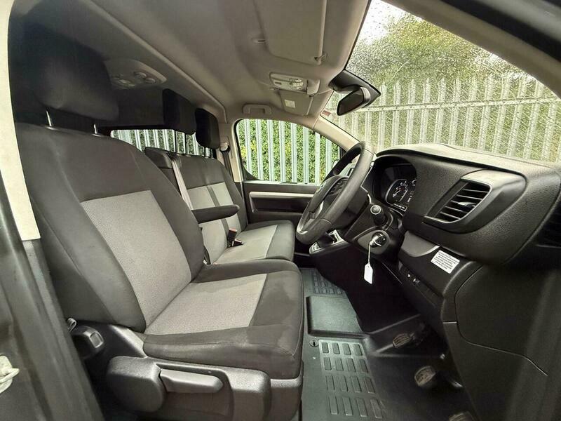 Toyota Verso 1.6D Shuttle Medium Mpv Grey #6
