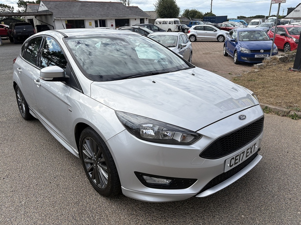 Ford Focus 1.0T Ecoboost Titanium X Estate Silver #3