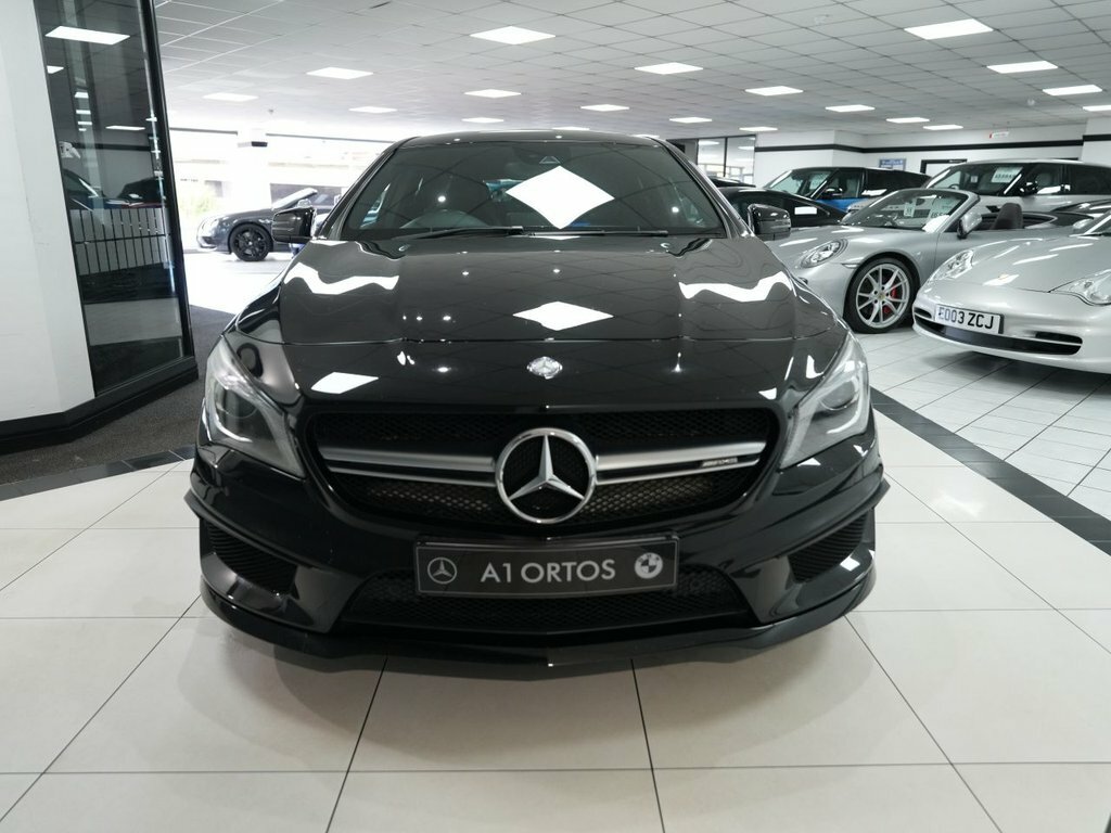 Mercedes-Benz CLA Class 2L Amg Black #2