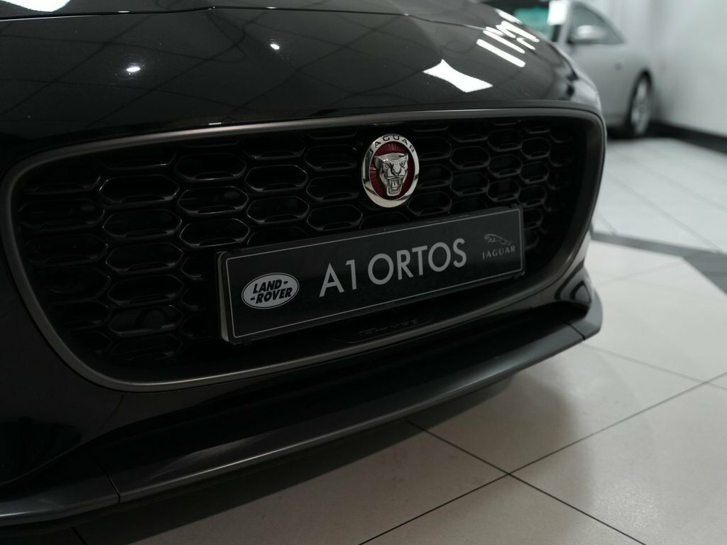 Jaguar F-Type 2L First Edition Black #6