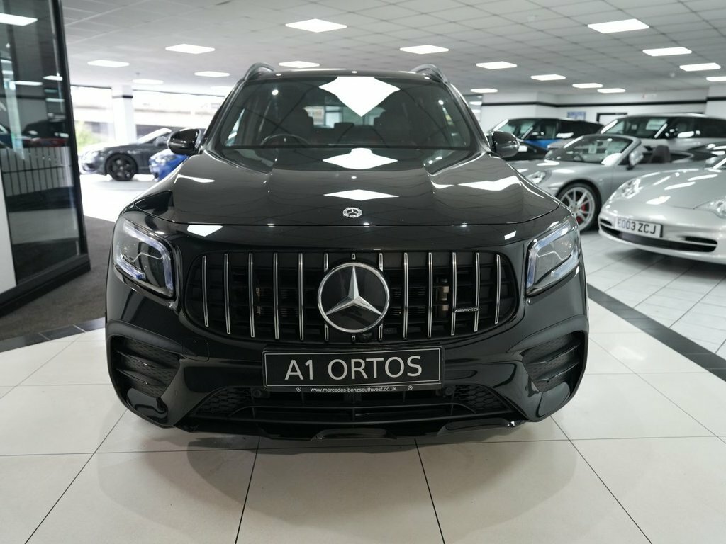 Mercedes-Benz GLB Class 2L Amg Black #2