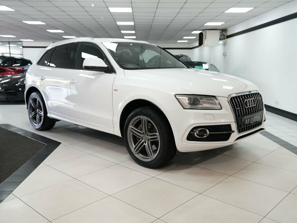 Audi Q5 3L S Line Plus White