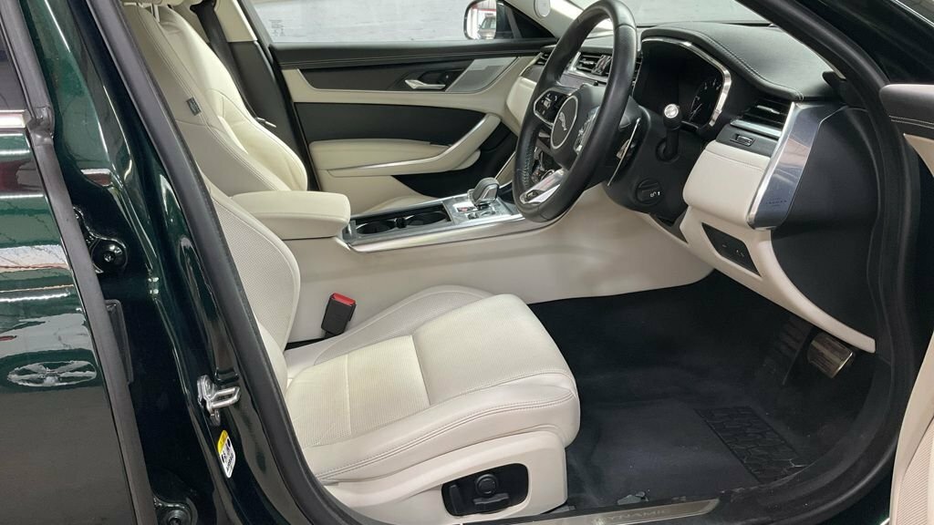 Jaguar XF 2L R-dynamic Se Green #4