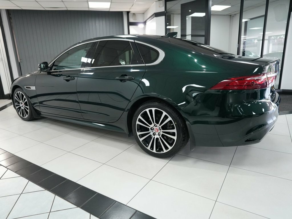 Jaguar XF 2L R-dynamic Se Green #5