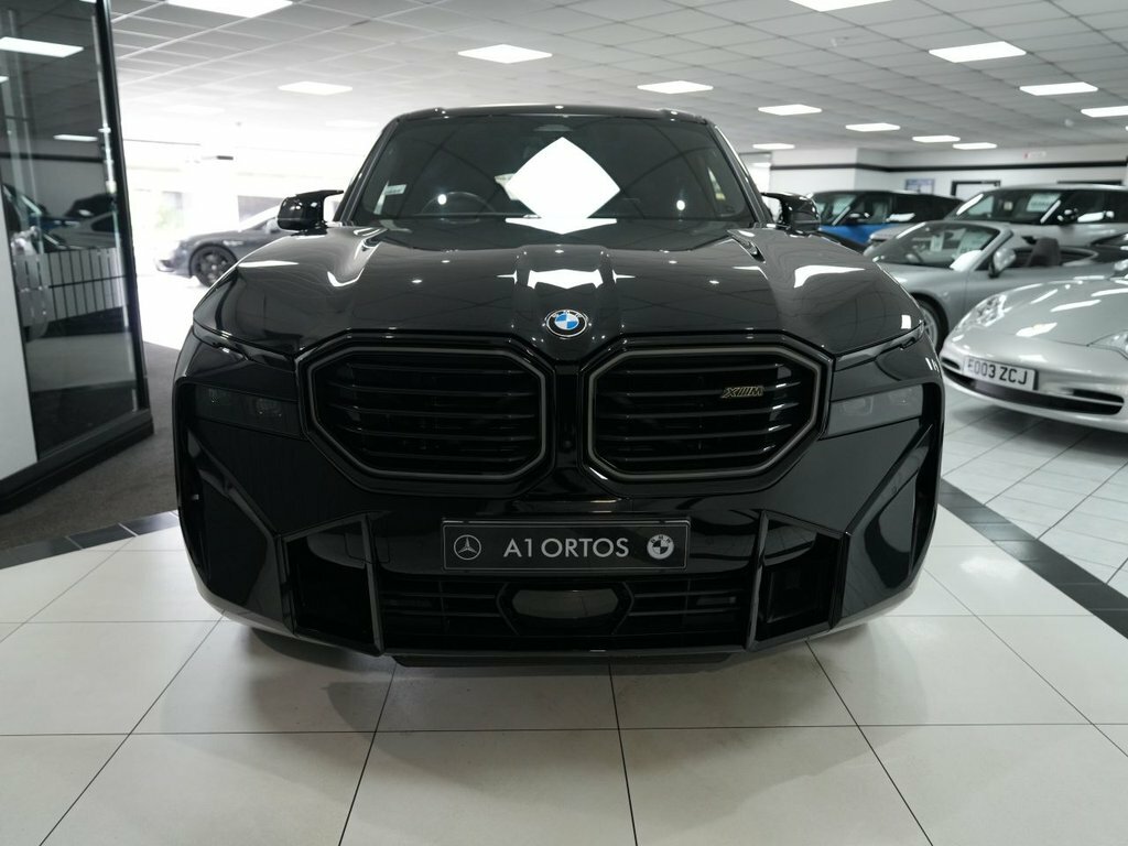 BMW XM Suv Black #2