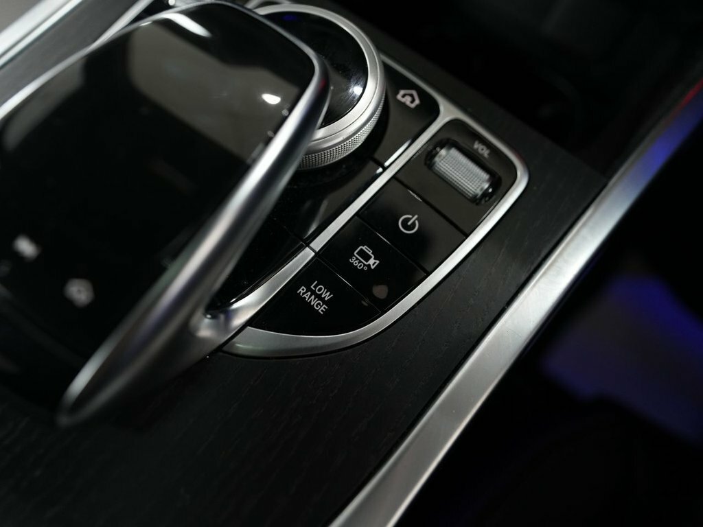 Mercedes-Benz G Class G63 Carbon Edition 9G-tronic Black #47