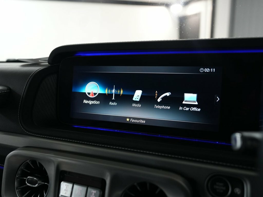 Mercedes-Benz G Class G63 Carbon Edition 9G-tronic Black #52