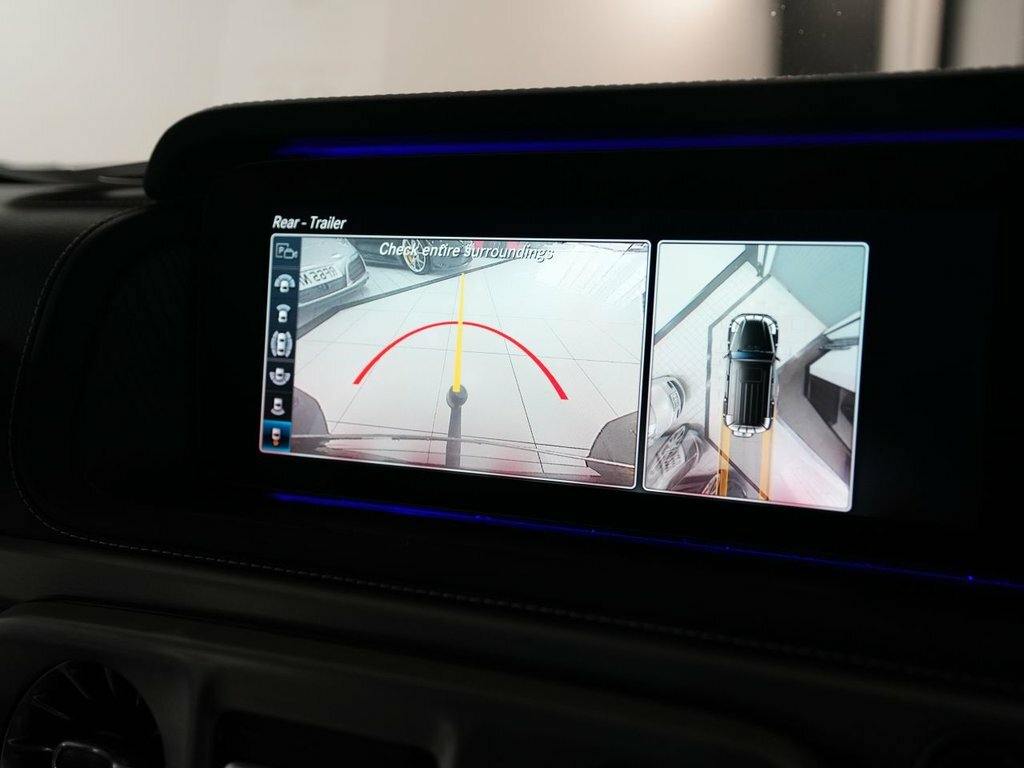 Mercedes-Benz G Class G63 Carbon Edition 9G-tronic Black #65