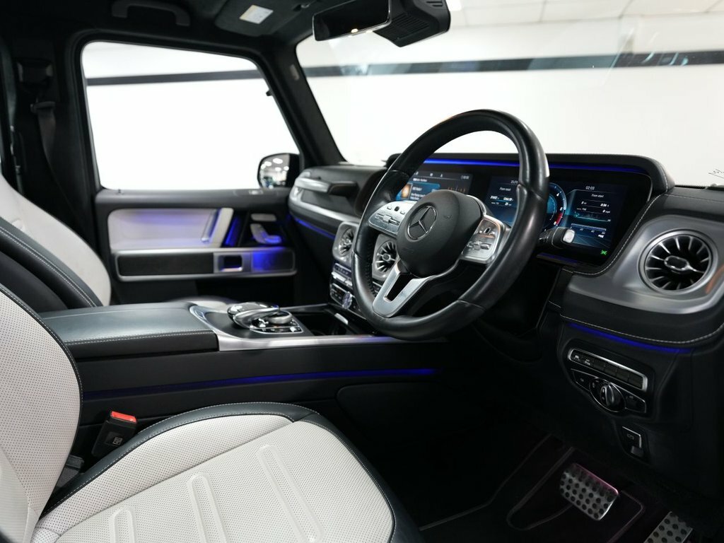 Mercedes-Benz G Class G63 Carbon Edition 9G-tronic Black #19