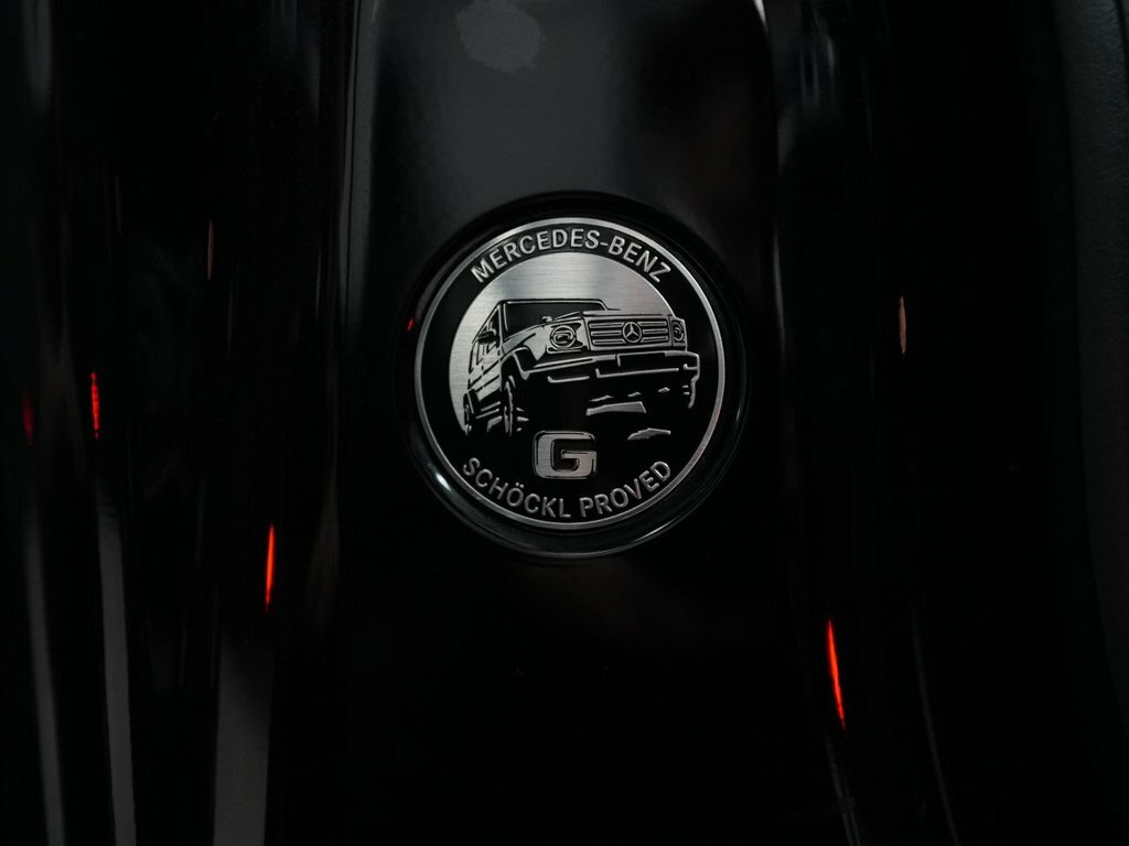 Mercedes-Benz G Class G63 Carbon Edition 9G-tronic Black #14