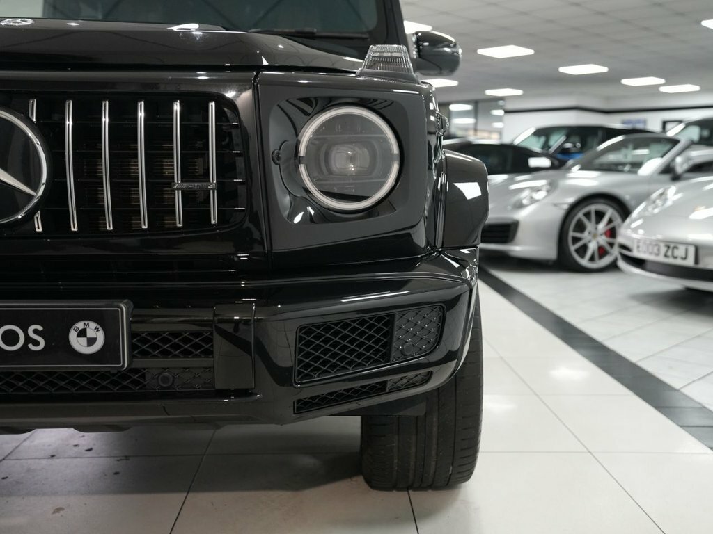 Mercedes-Benz G Class G63 Carbon Edition 9G-tronic Black #21