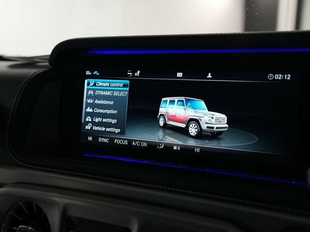Mercedes-Benz G Class G63 Carbon Edition 9G-tronic Black #57