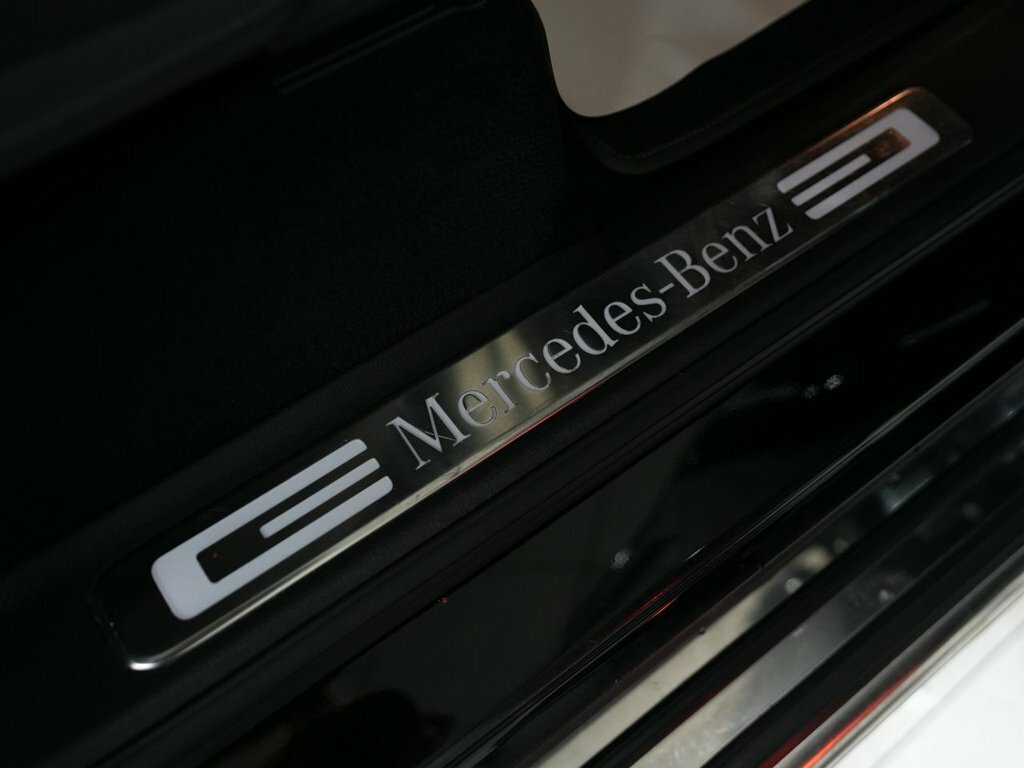 Mercedes-Benz G Class G63 Carbon Edition 9G-tronic Black #12