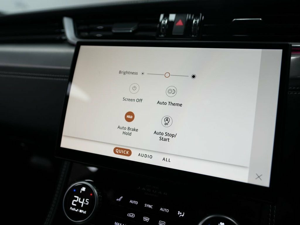 Jaguar F-Pace Jaguar 5.0 V8 550 Svr Awd Estate Red #42