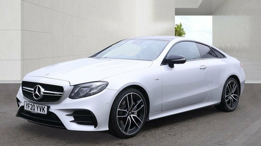 Mercedes-Benz E Class 3L Amg Silver #2