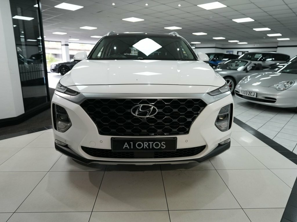 Hyundai Santa Fe 2.2L Premium Se White #2