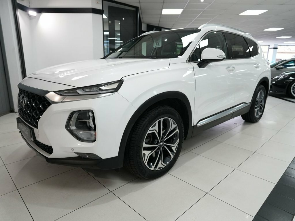 Hyundai Santa Fe 2.2L Premium Se White #4
