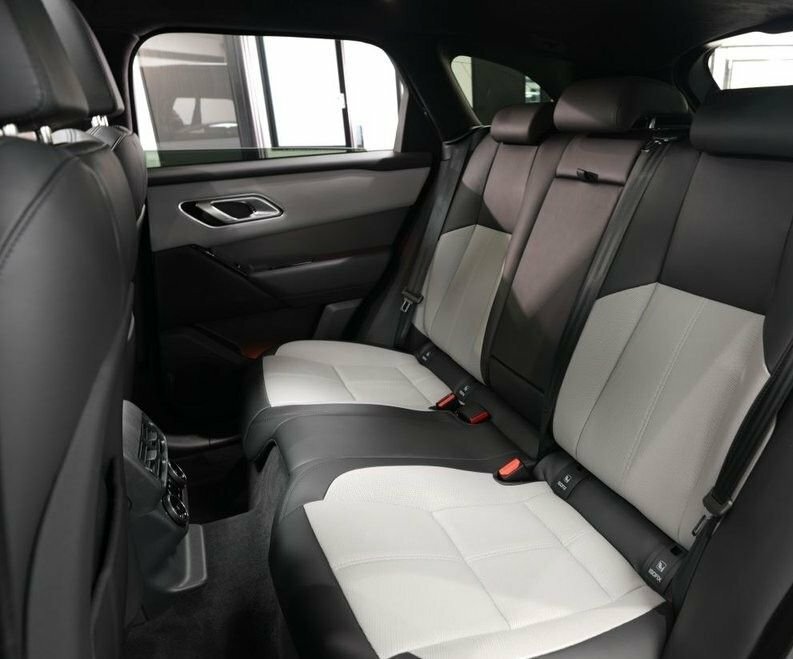 Land Rover Range Rover Velar 3L Autobiography 5dr Silver #6