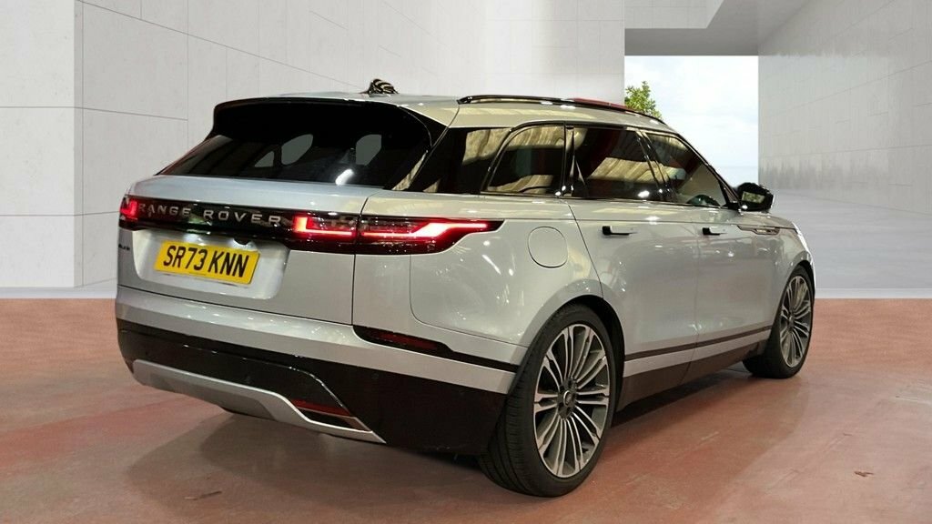 Land Rover Range Rover Velar 3L Autobiography 5dr Silver #4