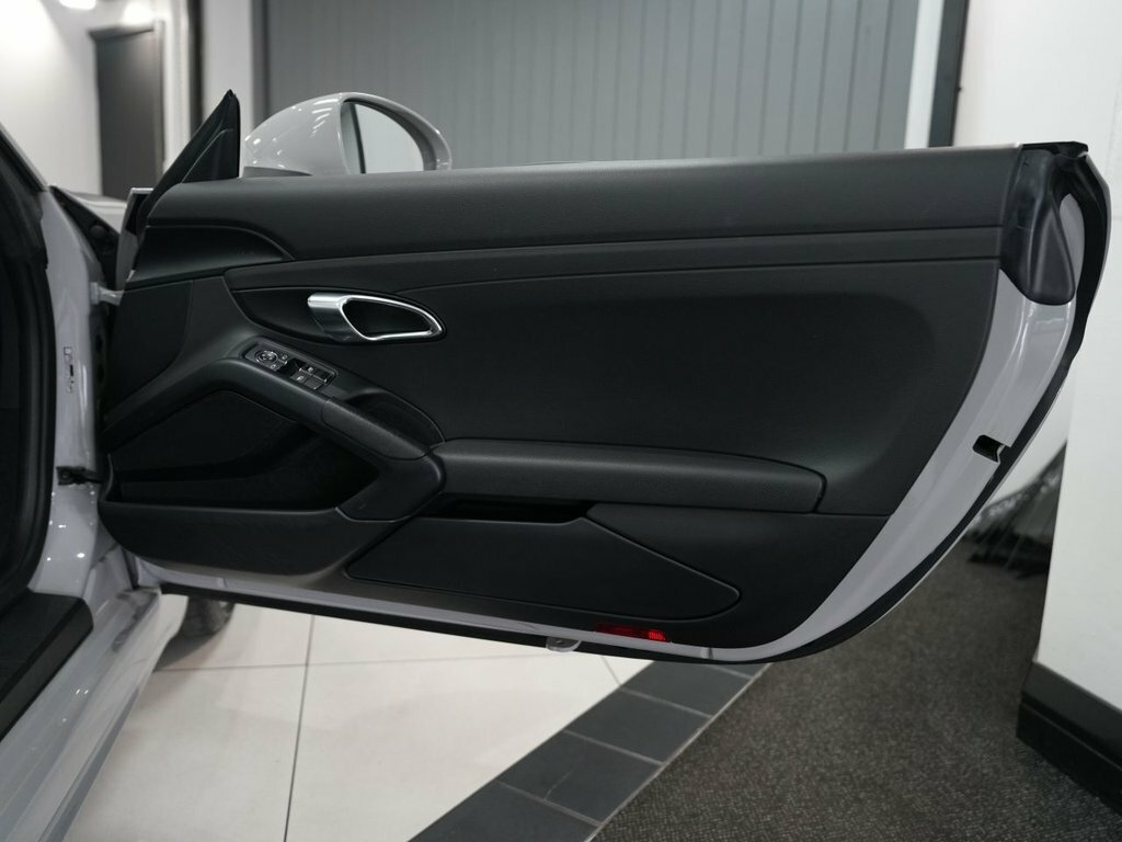 Porsche 718 Boxster 2.5L 2.5T Gts Gpf Convertible Pdk Euro Red #14