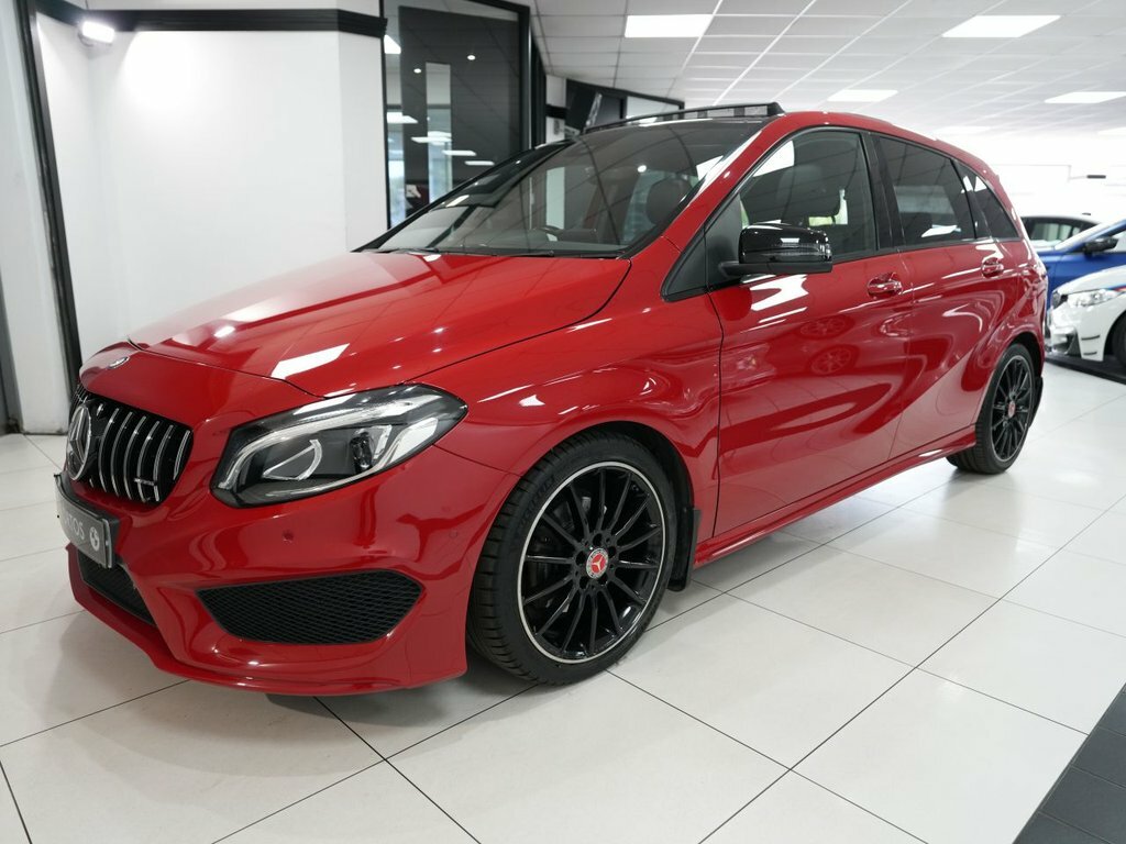 Mercedes-Benz B Class 2.1L Amg Line Red #4