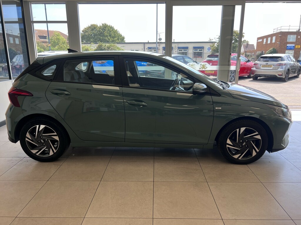 Hyundai I20 1.0 I20 Se Connect 1.0T Dct 48V My22 Green #4
