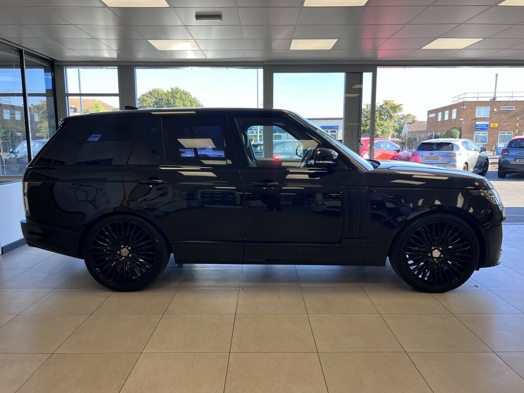 Land Rover Range Rover 3.0 Td V6 Vogue Black #4