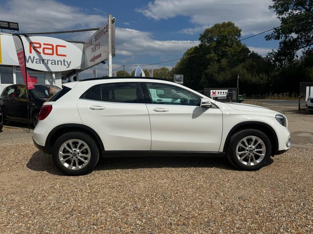 Mercedes-Benz GLA Class Gla200 Se Euro 6 White #3
