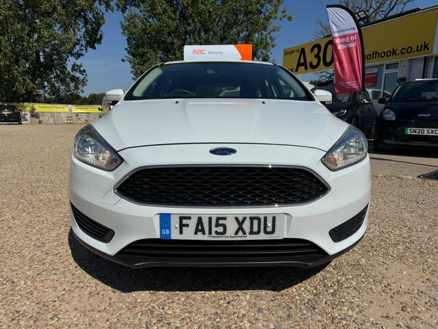 Ford Focus Studio 5dr White #3