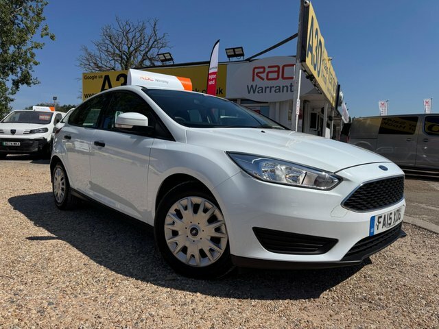 Ford Focus Studio 5dr White