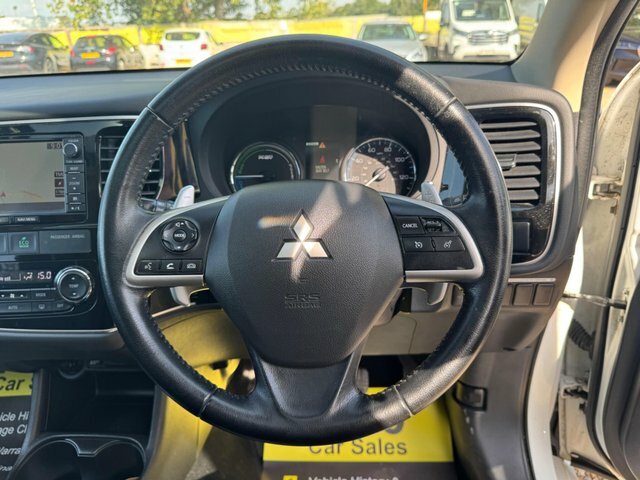 Mitsubishi Outlander 2.0H 12Kwh Gx3h Cvt 4Wd Euro 5 Ss White #16
