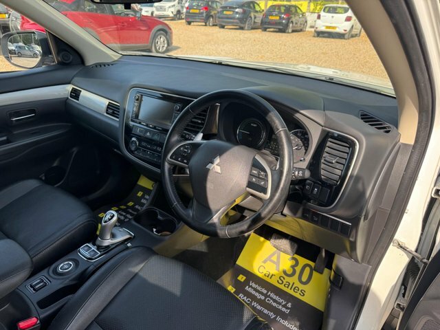 Mitsubishi Outlander 2.0H 12Kwh Gx3h Cvt 4Wd Euro 5 Ss White #15