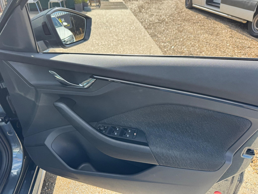 Skoda Kamiq 1.6L Se L Silver #22